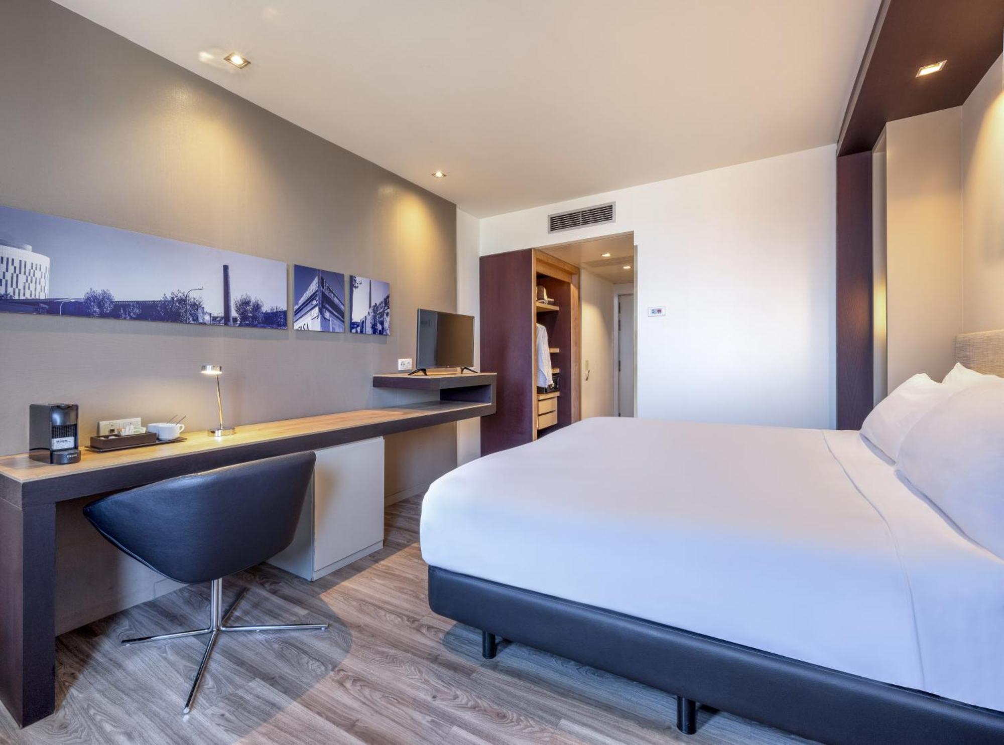 Hotel Barcelona Condal Mar Affiliated By Melia מראה חיצוני תמונה