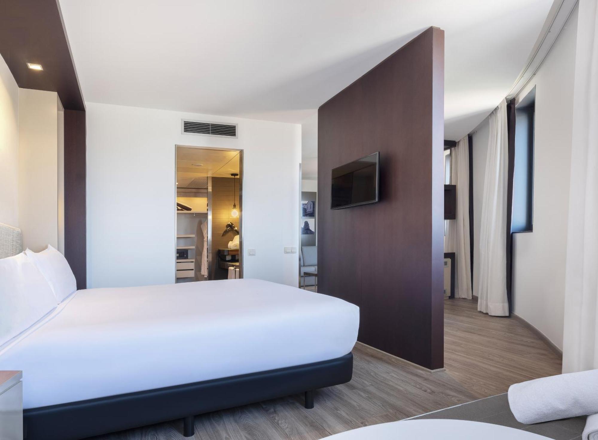 Hotel Barcelona Condal Mar Affiliated By Melia מראה חיצוני תמונה