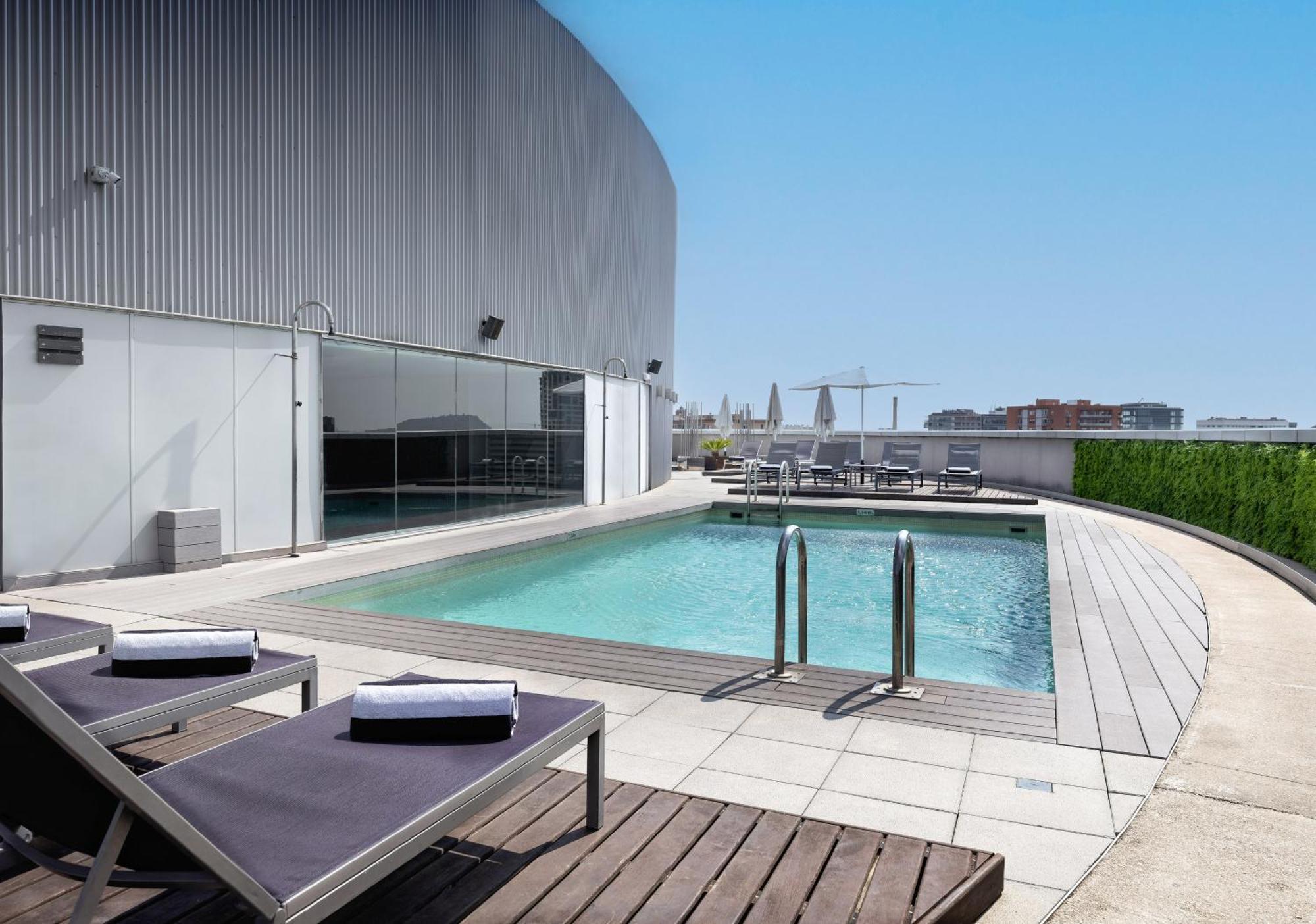 Hotel Barcelona Condal Mar Affiliated By Melia מראה חיצוני תמונה