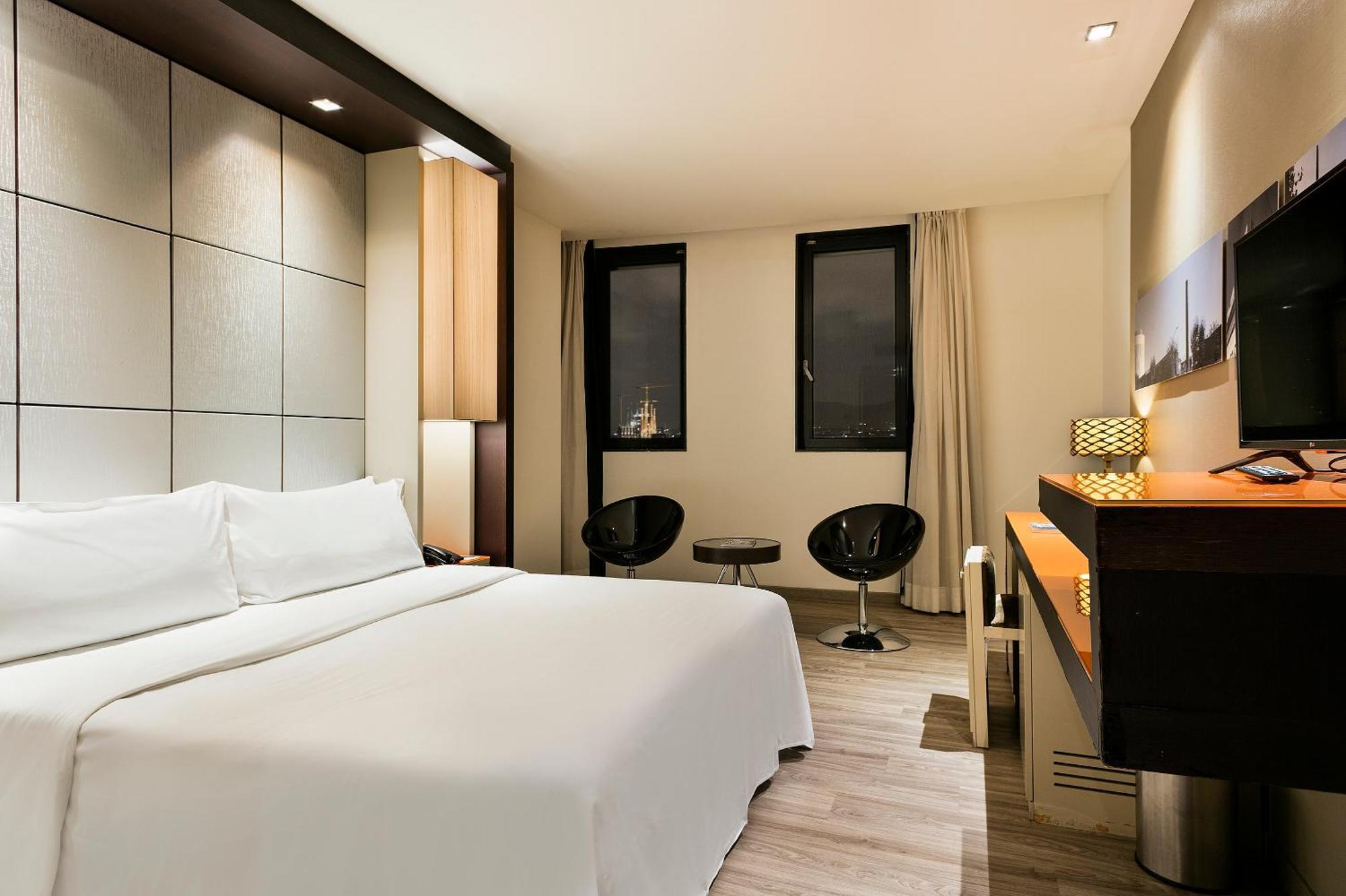 Hotel Barcelona Condal Mar Affiliated By Melia מראה חיצוני תמונה