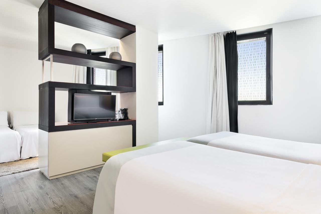 Hotel Barcelona Condal Mar Affiliated By Melia מראה חיצוני תמונה